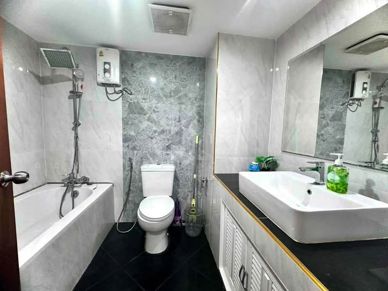 Hillside Condo 4, Chiang Mai, Chang Phuak, Muang Chiang Mai, Chiang Mai, 1 Bedroom, 45 sqm, Condo For Rent, by Baandeedee Chiangmai, 500479227 - DDproperty.com