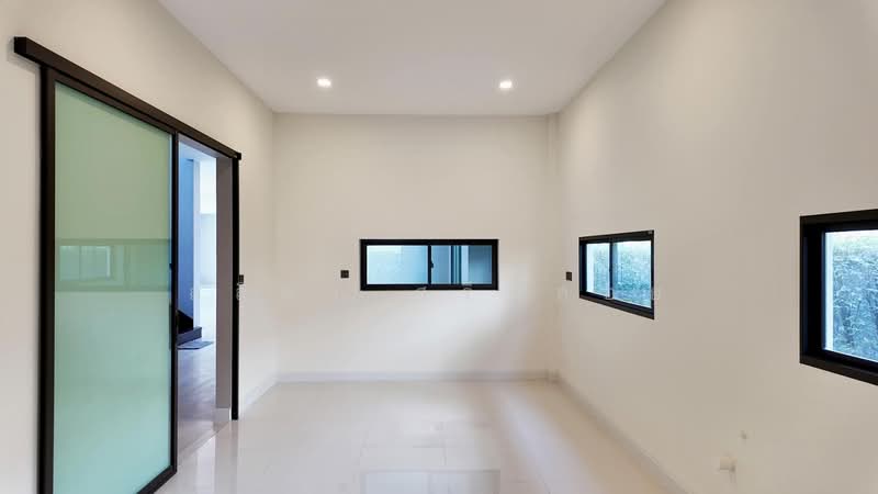 Grand Bangkok Boulevard Pinklao-Kanchana, Bangkok, Bang Ramat Rd, Bang Ra Mat, Taling Chan, Bangkok, 5 Bedrooms, 620 sqm, Single Detached House For Sale, by Lalita Sriploy, 500479243 - DDproperty.com