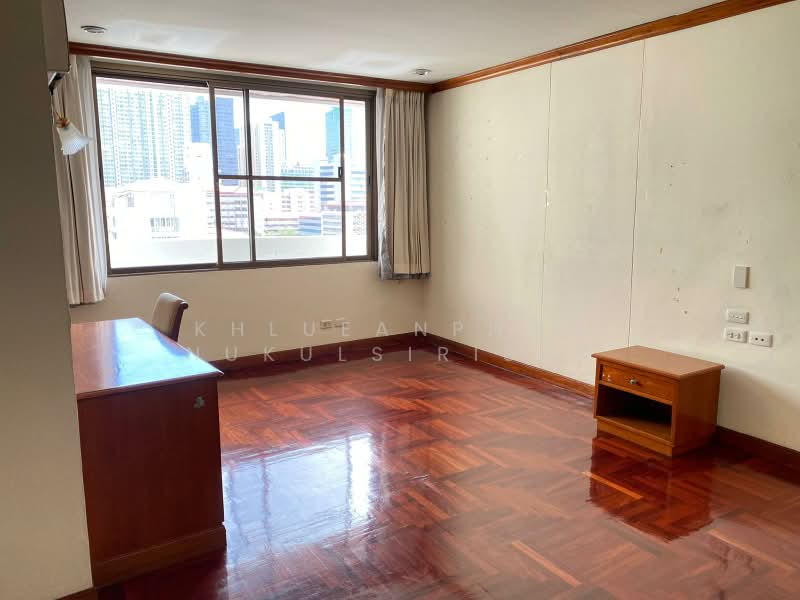 Sriratana Mansion 2, Bangkok, 59 Soi Sukhumvit 23, Khlongtoei Nua, Watthana, Bangkok, 3 Bedrooms, 240 sqm, Apartment For Rent, by Khlueanphon Nukulsirisak, 500479247 - DDproperty.com