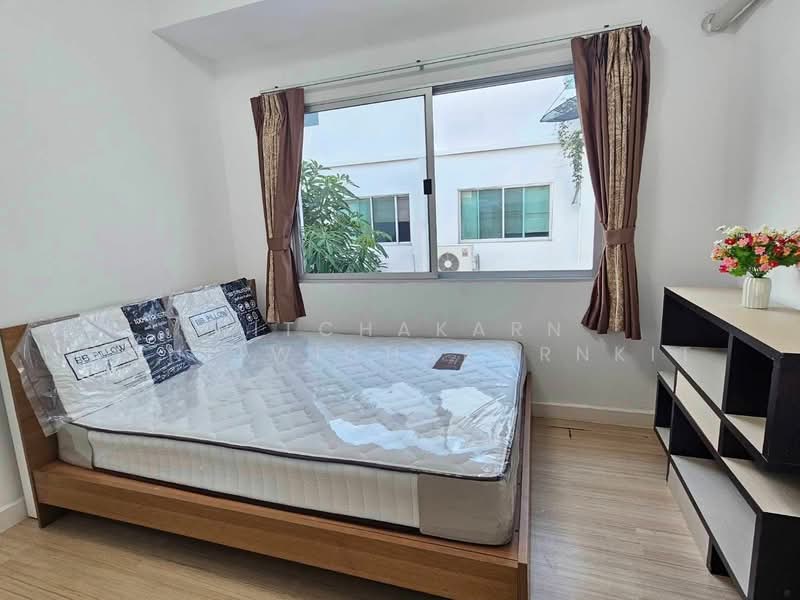 Baan Mai Rama 9 - Srinakarin, Bangkok, Soi Krungthep Kreetha 7, Hua Mak, Bang Kapi, Bangkok, 3 Bedrooms, 150 sqm, Townhouse For Rent, by Nitchakarn Wanitwichakornkit, 500479267 - DDproperty.com