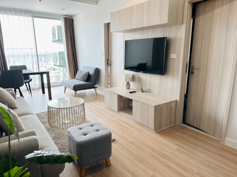 Le Luk Condominium, Bangkok, 1599 291 Sukhumvit Rd, Phra Kanong Nua, Watthana, Bangkok, 1 Bedroom, 50 sqm, Condo For Rent, by Khlueanphon Nukulsirisak, 500479294 - DDproperty.com