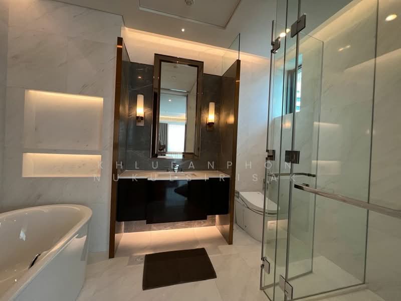Sindhorn Tonson, Bangkok, 89 Soi Tonson Sarasin Road, Lumphini, Pathum Wan, Bangkok, 2 Bedrooms, 106 sqm, Condo For Rent, by Khlueanphon Nukulsirisak, 500479311 - DDproperty.com