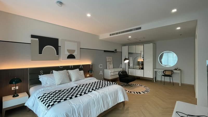 Noble Remix, Bangkok, 772 Soi Sukhumvit 36, Sukhumvit Road, Khong Tan, Khlong Toei, Bangkok, 2 Bedrooms, 80 sqm, Condo For Rent, by Chatchaya Sa-Nguanklang, 500479313 - DDproperty.com