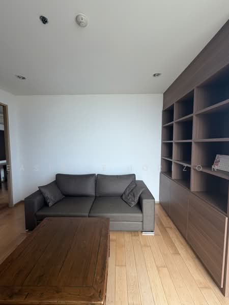 The Breeze Narathiwas, Bangkok, 198 Narathiwat Ratchanakarin Road, Chong Nonsi, Yan Nawa, Bangkok, 1 Bedroom, 48 sqm, Condo For Rent, by Eastblue Horizon, 500479339 - DDproperty.com