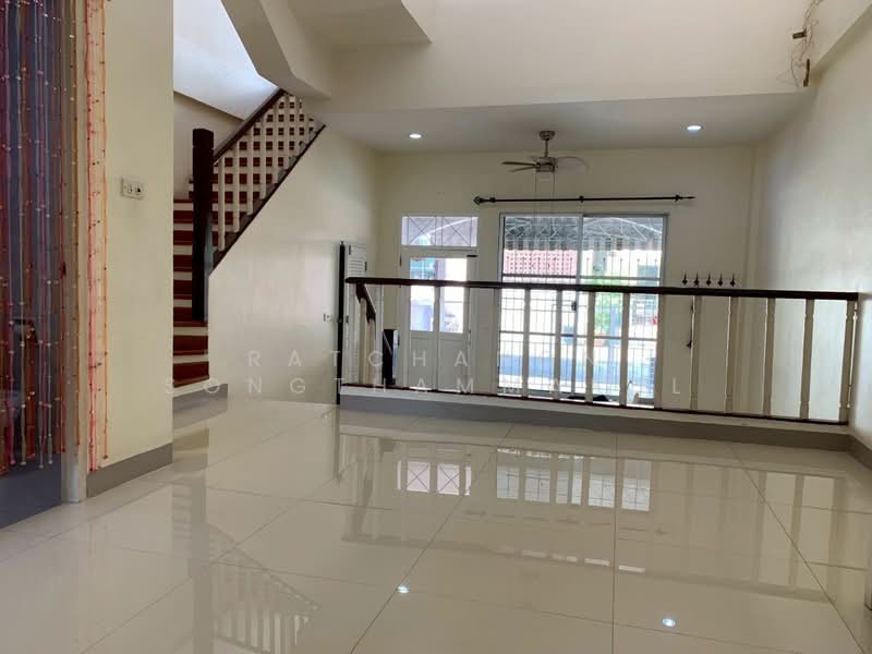 ทาวน์เฮ้าส์ 4-ห้องนอน, กรุงเทพ, สวนหลวง, กรุงเทพ, 240 ตร.ม., ทาวน์เฮ้าส์ ให้เช่า, โดย Ratchanon Songthammakul, 500479346 - DDproperty.com