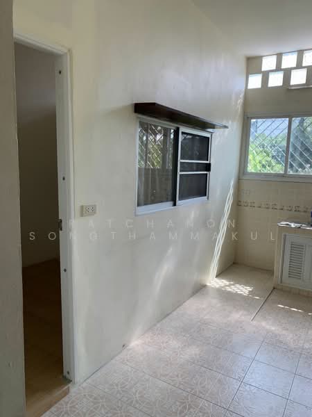 4-BR Townhouse, Bangkok, Suan Luang, Bangkok, 4 Bedrooms, 240 sqm, Townhouse For Rent, by Ratchanon Songthammakul, 500479346 - DDproperty.com