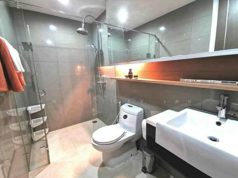 15 Sukhumvit Residences, Bangkok, Soi Sukhumvit 15, Khlongtoei Nua, Watthana, Bangkok, 1 Bedroom, 50 sqm, Condo For Rent, by Khun Toey เตย, 500479348 - DDproperty.com