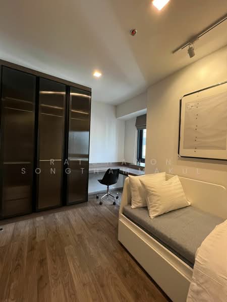 Life Ladprao Valley, Bangkok, Phaholyothin Road, Jom Phon, Chatuchak, Bangkok, 2 Bedrooms, 48 sqm, Condo For Rent, by Ratchanon Songthammakul, 500479352 - DDproperty.com