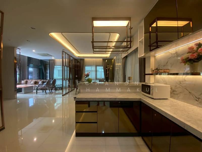 The City Pattanakarn, Bangkok, On Nut Road, Prawet, Bangkok, 4 Bedrooms, 309 sqm, Single Detached House For Rent, by Ratchanon Songthammakul, 500479353 - DDproperty.com