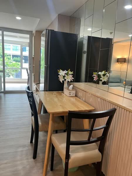 The Trendy, Bangkok, 10 Soi Sukhumvit 13, Khlongtoei Nua, Watthana, Bangkok, 2 Bedrooms, 65 sqm, Condo For Rent, by Ratchanon Songthammakul, 500479354 - DDproperty.com