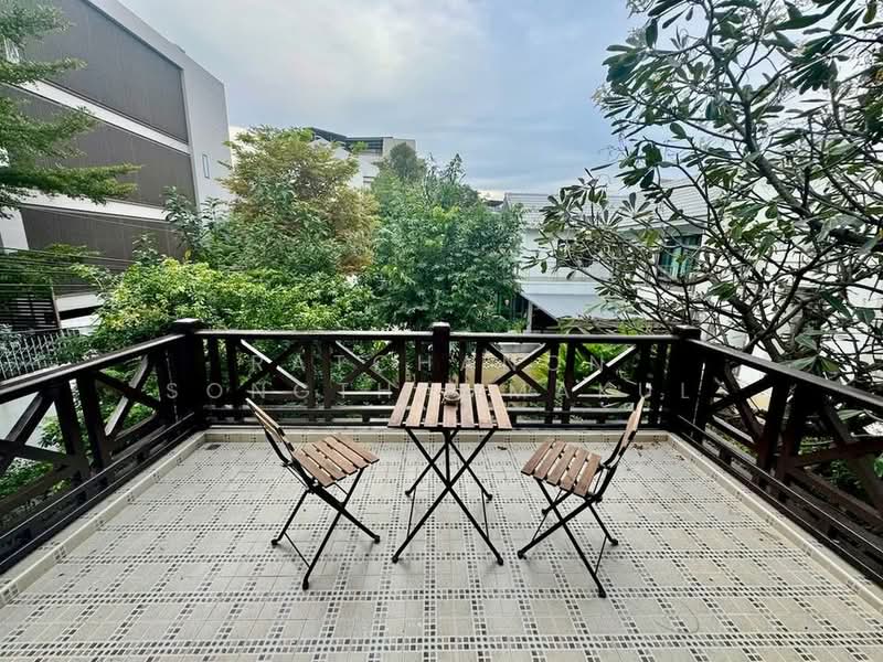 3-BR House, Bangkok, Chong Nonsi, Yan Nawa, Bangkok, 3 Bedrooms, 400 sqm, Single Detached House For Rent, by Ratchanon Songthammakul, 500479358 - DDproperty.com