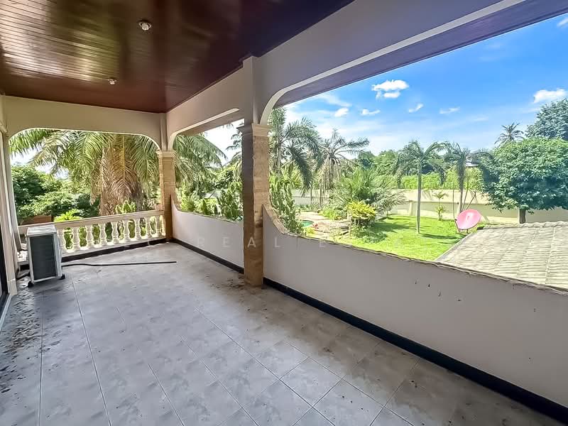 Spacious 2 Storey House for Sale Noen Plab Wan East Pattaya, Chon Buri (Pattaya), Bang Lamung, Bang Lamung (Pattaya), Chon Buri (Pattaya), 4 Bedrooms, 2,752 sqm, Single Detached House For Sale, by PLC real estate, 500479360 - DDproperty.com