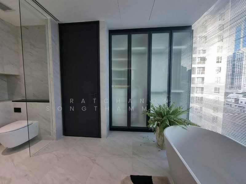 Tait Sathorn 12, Bangkok, Soi Sathorn 12, Sathorn Road, Silom, Bang Rak, Bangkok, 2 Bedrooms, 98 sqm, Condo For Rent, by Ratchanon Songthammakul, 500479370 - DDproperty.com