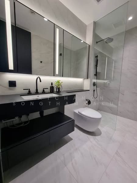 Tait Sathorn 12, Bangkok, Soi Sathorn 12, Sathorn Road, Silom, Bang Rak, Bangkok, 2 Bedrooms, 98 sqm, Condo For Rent, by Ratchanon Songthammakul, 500479370 - DDproperty.com
