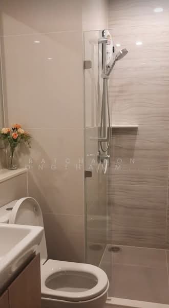 Life Rama 4-Asoke, Bangkok, Rama 4 Road, Khlong Toei, Bangkok, 2 Bedrooms, 47 sqm, Condo For Rent, by Ratchanon Songthammakul, 500479382 - DDproperty.com