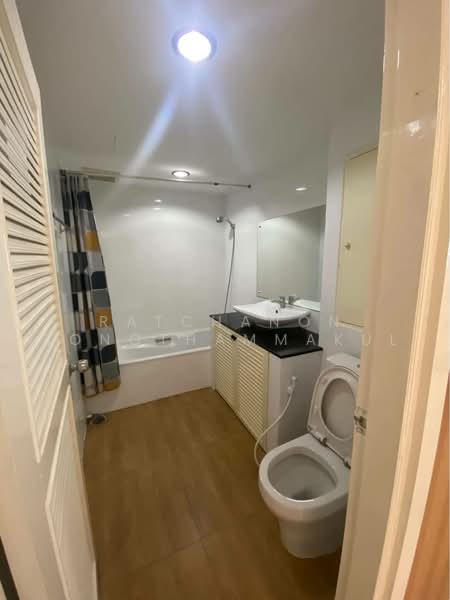 Supalai Place Sukhumvit 39, Bangkok, 175-179 Soi Sukhumvit 39 Sukhumvit Road, Khlong Tan Nua, Watthana, Bangkok, 2 Bedrooms, 98 sqm, Condo For Rent, by Ratchanon Songthammakul, 500479391 - DDproperty.com