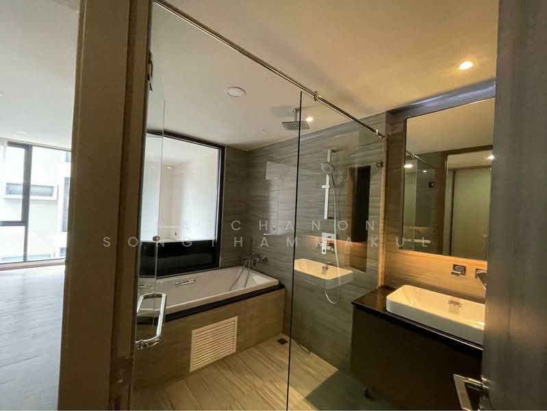 Klass Sarasin-Rajdamri, Bangkok, 229 Sarasin Road, Lumphini, Pathum Wan, Bangkok, 2 Bedrooms, 82 sqm, Condo For Rent, by Ratchanon Songthammakul, 500479399 - DDproperty.com