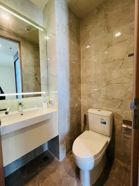 Noble Around Sukhumvit 33, Bangkok, 17 Soi Sukhumvit 33, Khlong Tan Nua, Watthana, Bangkok, Studio, 28 sqm, Condo For Rent, by Nathamon Saewang, 500479402 - DDproperty.com