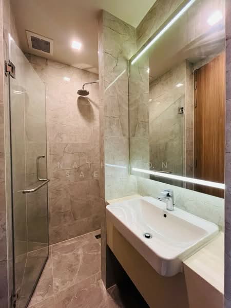 Noble Around Sukhumvit 33, Bangkok, 17 Soi Sukhumvit 33, Khlong Tan Nua, Watthana, Bangkok, Studio, 28 sqm, Condo For Rent, by Nathamon Saewang, 500479402 - DDproperty.com