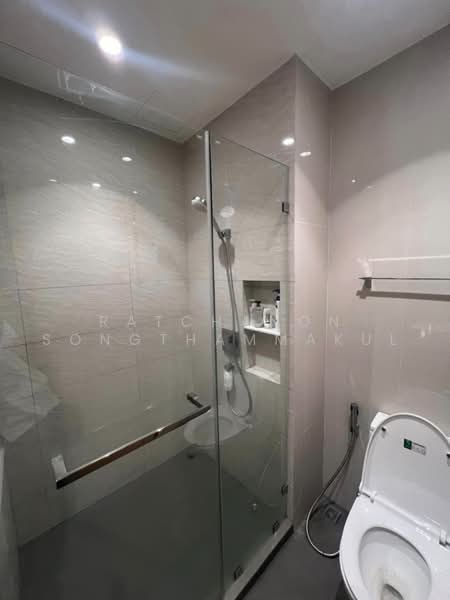 Maru Ekkamai 2, Bangkok, 70-5 Sukhumvit 63 Road, Phra Kanong Nua, Watthana, Bangkok, 1 Bedroom, 30 sqm, Condo For Rent, by Ratchanon Songthammakul, 500479421 - DDproperty.com