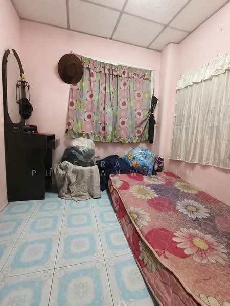 Nanthawan 2, Bangkok, Liapwaree Road, Khok Faed, Nong Chok, Bangkok, 2 Bedrooms, 80 sqm, Townhouse For Sale, by Veerawat Phaisanwasin, 500479423 - DDproperty.com