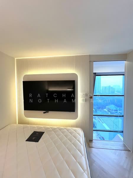 KnightsBridge Phaholyothin Interchange, Bangkok, Phahonyothin Road, Anusaowari, Bang Khen, Bangkok, 1 Bedroom, 50 sqm, Condo For Rent, by Ratchanon Songthammakul, 500479428 - DDproperty.com