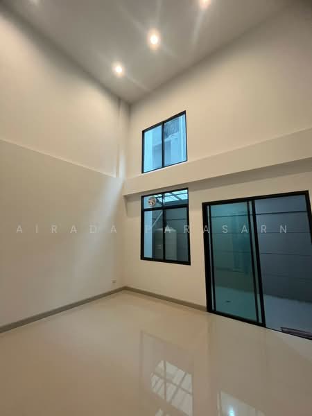 Premium Place Phaholyothin-Ramintra, Bangkok, Tha Rang, Bang Khen, Bangkok, 4 Bedrooms, 220 sqm, Townhouse For Rent, by Airada Parasarn, 500479430 - DDproperty.com