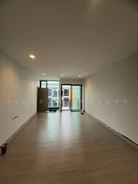Premium Place Phaholyothin-Ramintra, Bangkok, Tha Rang, Bang Khen, Bangkok, 4 Bedrooms, 220 sqm, Townhouse For Rent, by Airada Parasarn, 500479430 - DDproperty.com