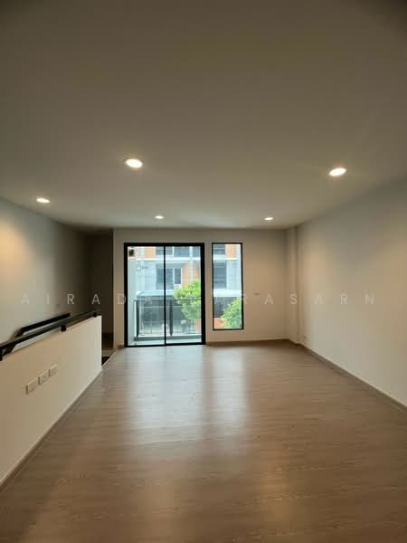 Premium Place Phaholyothin-Ramintra, Bangkok, Tha Rang, Bang Khen, Bangkok, 4 Bedrooms, 220 sqm, Townhouse For Rent, by Airada Parasarn, 500479430 - DDproperty.com