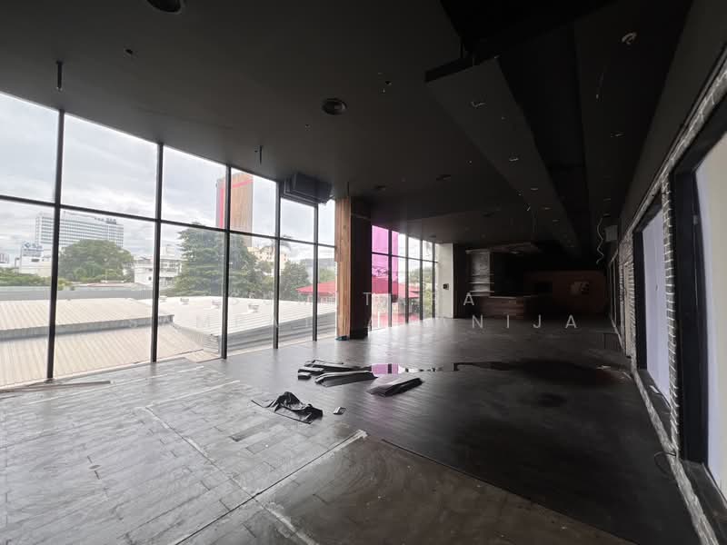 Space for rent Ari, Phahonyothin, Bangkok, Samsen Nai, Phaya Thai, Bangkok, , 107 sqm, Retail Space For Rent, by Sumitara Sampattavanija, 500479440 - DDproperty.com