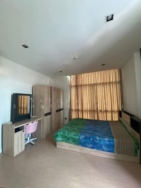 The Room Charoenkrung 30, Bangkok, 30 Charoenkrung Road, Si Phraya, Bang Rak, Bangkok, 2 Bedrooms, 86 sqm, Condo For Rent, by Ratchanon Songthammakul, 500479444 - DDproperty.com