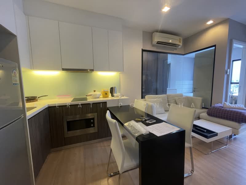 Urbano Absolute Sathon-Taksin, Bangkok, 345 Charoen Nakhon 14/2 Alley, Khlong Ton Sai, Khlong San, Bangkok, 1 Bedroom, 38 sqm, Condo For Rent, by Keerati Poonchai, 500479461 - DDproperty.com