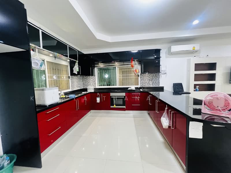 บ้านเดี่ยว ม.รวิพรซิตี้โฮม ต.หนองปรือ อ.บางละมุง จ.ชลบุรี : Single House Raviporn City Home, ชลบุรี, ถ.หนองไม้แก่น, หนองปรือ, บางละมุง, ชลบุรี, 120 ตร.ม., บ้านเดี่ยว ให้เช่า, โดย Kulaya Thanapura, 500479476 - DDproperty.com
