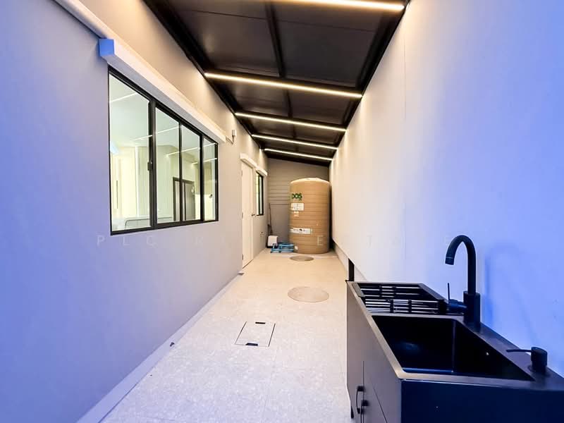 3 Bedroom Modern Contemporary House for Sale Laem Chabang Pattaya, Chon Buri (Pattaya), Bang Lamung, Bang Lamung (Pattaya), Chon Buri (Pattaya), 3 Bedrooms, 244 sqm, Single Detached House For Sale, by PLC real estate, 500479481 - DDproperty.com