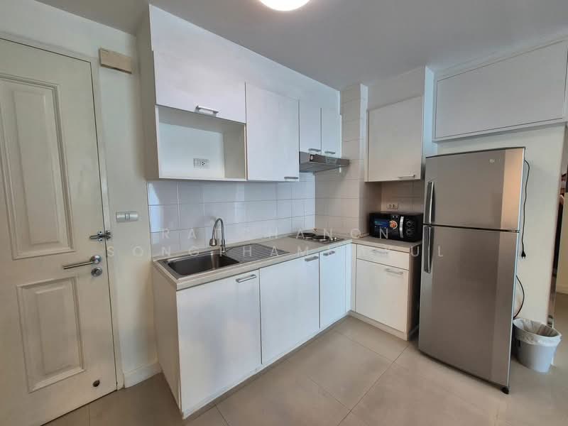 The Clover Thonglor Residence, Bangkok, Soi Sukhumvit 55, Khlong Tan Nua, Watthana, Bangkok, 2 Bedrooms, 70 sqm, Condo For Rent, by Ratchanon Songthammakul, 500479483 - DDproperty.com