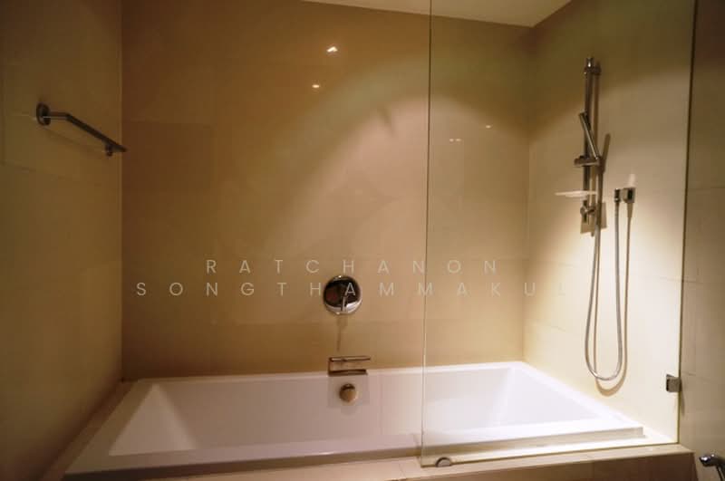 Eight Thonglor Residence, Bangkok, Eight Thonglor Building 88/36, Khlong Tan Nua, Watthana, Bangkok, 2 Bedrooms, 98 sqm, Condo For Rent, by Ratchanon Songthammakul, 500479491 - DDproperty.com