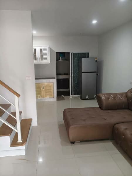 Villette Lite Pattanakarn, Bangkok, Soi Phatthanakan 38, Phatthanakan Road, Suan Luang, Bangkok, 3 Bedrooms, 90 sqm, Townhouse For Rent, by Airada Parasarn, 500479523 - DDproperty.com