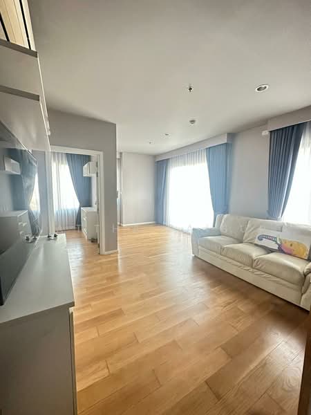Blocs 77, Bangkok, 291 On Nut Rd, Phra Kanong Nua, Watthana, Bangkok, 2 Bedrooms, 65 sqm, Condo For Rent, by Nattha Baibua, 500479534 - DDproperty.com