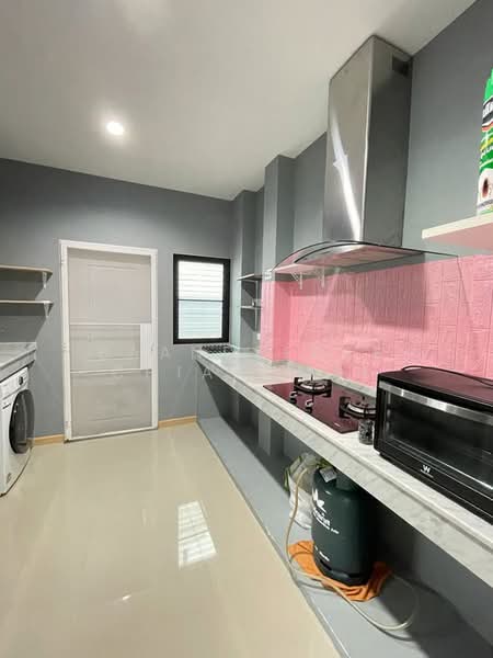 A house for rent near Lanna Hospital, Chiang Mai Rental Price: 23,000THB/month Property ID: No.4H121, Chiang Mai, Pa Tun, Muang Chiang Mai, Chiang Mai, 3 Bedrooms, 150 sqm, Single Detached House For Rent, by Baandeedee Chiangmai, 500479549 - DDproperty.com
