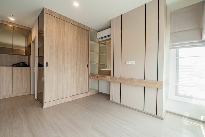 The Base Phetchaburi-Thonglor, Bangkok, Phetchaburi Rd, Bang Kapi, Huai Khwang, Bangkok, 2 Bedrooms, 62 sqm, Condo For Rent, by Nattha Baibua, 500479555 - DDproperty.com