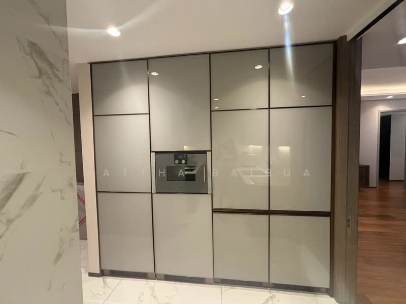 The Estelle Phrom Phong, Bangkok, 131 Soi Sukhumvit 26, Khong Tan, Khlong Toei, Bangkok, 4 Bedrooms, 229 sqm, Condo For Rent, by Nattha Baibua, 500479608 - DDproperty.com