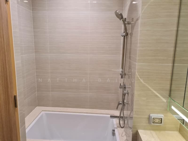 Noble BE33, Bangkok, 19 Soi Sukhumvit 33, Khlong Tan Nua, Watthana, Bangkok, 1 Bedroom, 43 sqm, Condo For Rent, by Nattha Baibua, 500479610 - DDproperty.com