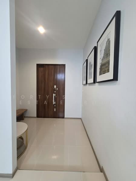 Aerie Srinakarin-Krungthepkreetha, Bangkok, Srinakarin - Romklao Road, Khlong Song Ton Nun, Lat Krabang, Bangkok, 5 Bedrooms, 390 sqm, Single Detached House For Rent, by Forty-Six Real Estate Group, 500479631 - DDproperty.com