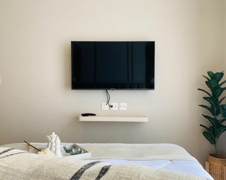 Noble Around Sukhumvit 33, Bangkok, 17 Soi Sukhumvit 33, Khlong Tan Nua, Watthana, Bangkok, 1 Bedroom, 43 sqm, Condo For Rent, by Nattha Baibua, 500479661 - DDproperty.com