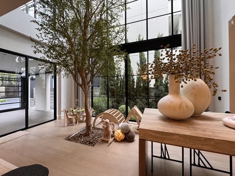 DAVEN RAMA9, Bangkok, Suan Luang, Bangkok, 4 Bedrooms, 509 sqm, Villa For Sale, by Lalita Sriploy, 500479741 - DDproperty.com