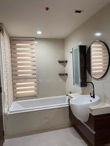 Sky Walk Residences, Bangkok, 1599 Sukhumvit Road, Phra Kanong Nua, Watthana, Bangkok, 2 Bedrooms, 60 sqm, Condo For Rent, by Chutima Saenieo, 500479742 - DDproperty.com
