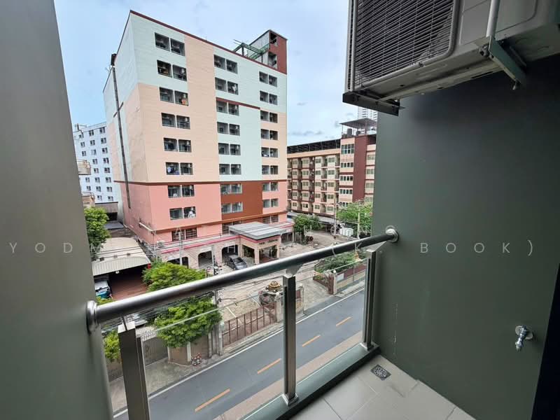 Chateau In Town Pinklao-Siriraj, Bangkok, Bang Yi Khan, Bang Phlat, Bangkok, 1 Bedroom, 29 sqm, Condo For Rent, by NATTAPHONG Yodmanotham (K. Book), 500479752 - DDproperty.com