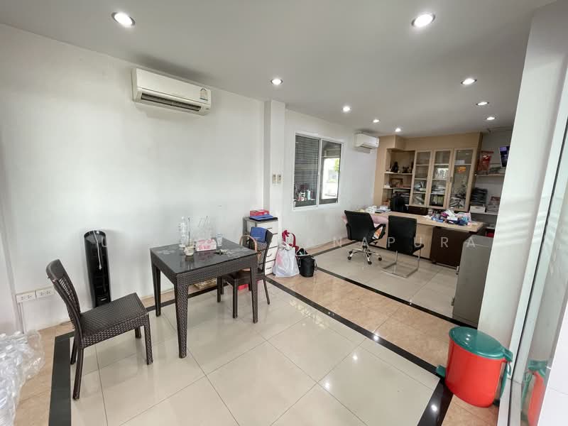 ออฟฟิศและโกดัง ต.หมากแข้ง อ.เมือง : Office & Warehouse, Ring Road, Mak Khaeng, Mueang Udon Thani, Udon Thani, รอบเมืองอุดรธานี, Mak Khaeng, Muang Udon Thani, Udon Thani, , 2,025 sqm, Office Space For Rent, by Kulaya Thanapura, 500479754 - DDproperty.com