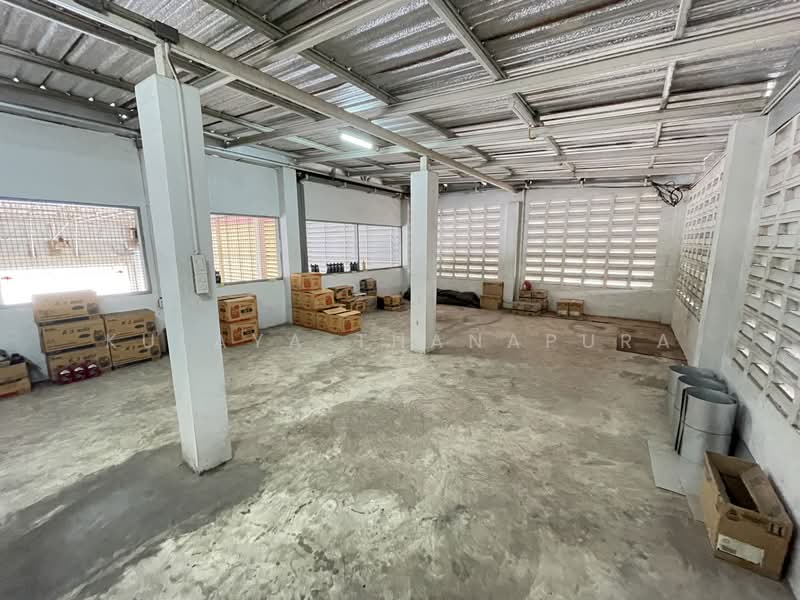 ออฟฟิศและโกดัง ถ.วงแหวนรอบเมืองอุดรธานี ต.หมากแข้ง อ.เมืองอุดรธานี : Office & Warehouse, Ring Road., อุดรธานี, รอบเมืองอุดรธานี, หมากแข้ง, เมืองอุดรธานี, อุดรธานี, 2,025 ตร.ม., สำนักงาน ให้เช่า, โดย Kulaya Thanapura, 500479754 - DDproperty.com