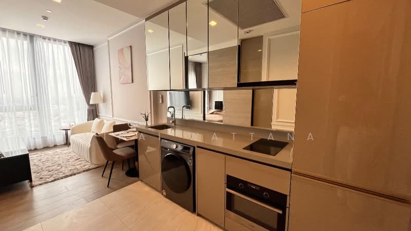 The Crest Park Residences, Bangkok, 1198 Phahonyothin Road, Jom Phon, Chatuchak, Bangkok, 1 Bedroom, 35 sqm, Condo For Rent, by Vinai Wattana, 500479760 - DDproperty.com